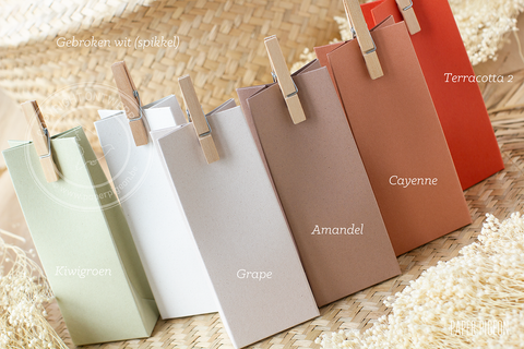 Hoog doosje 1 - verschillende kleuren - per 10 ex.