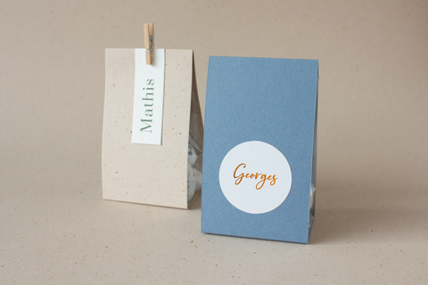 Blokbodemzakje met omslagkarton - blauw - lot van 21 ex.