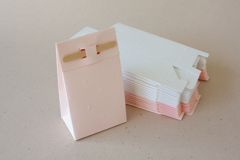 Dooszakje stokje - oudroze 1 blinddruk - lot van 7 doosjes