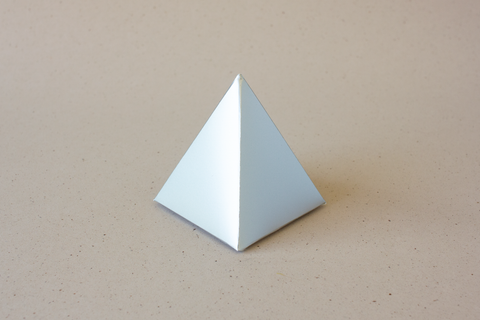 Piramide doosje - zilver mat