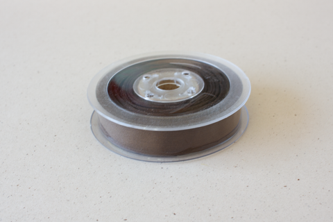 Semi transparant lint 'bruin' - 15 mm - rol van 25 m